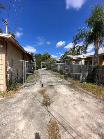 112 W Powhatan Avenue Tampa FL 33604