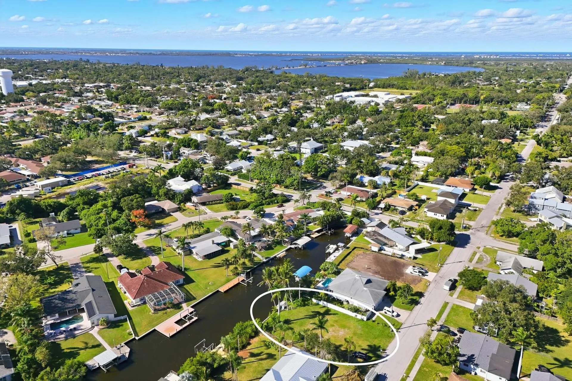 6915 9th Avenue NW Bradenton FL 34209