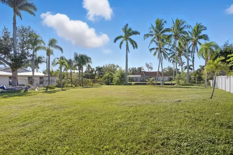 6915 9th Avenue NW Bradenton FL 34209