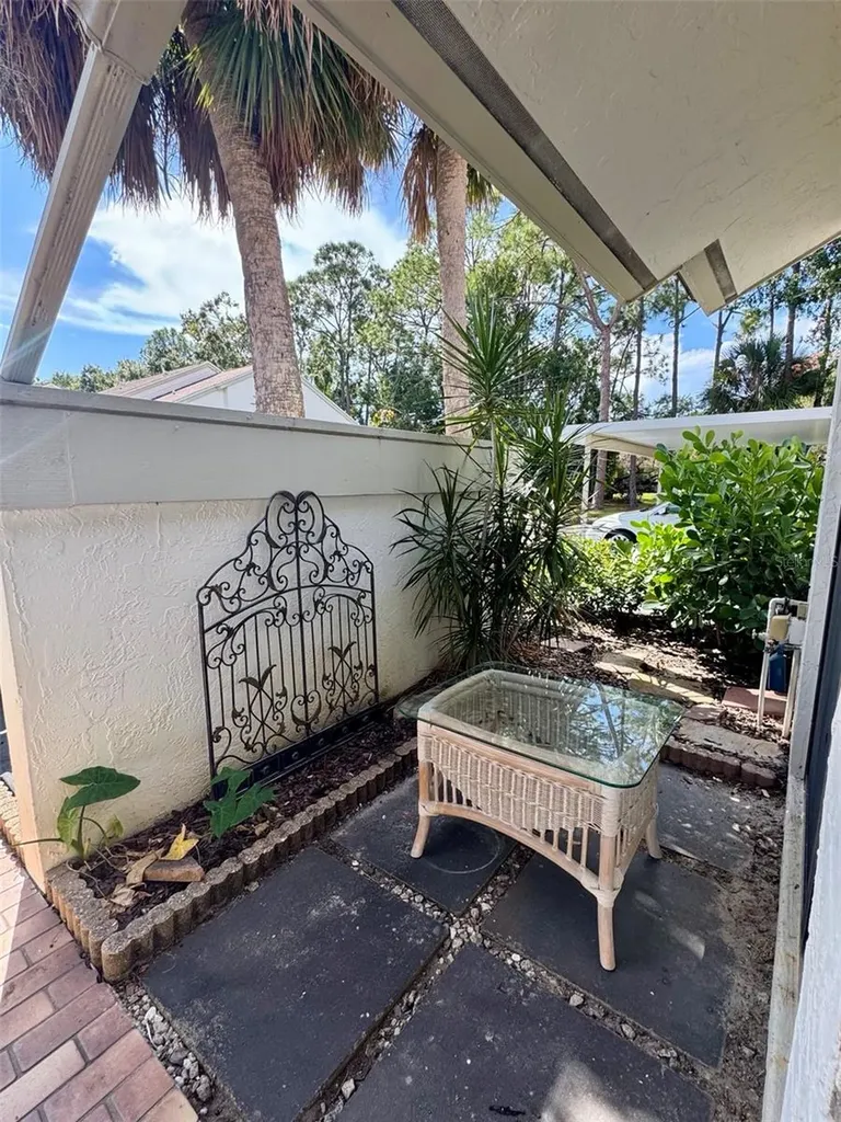 5222 Myrtle Sarasota FL 34235