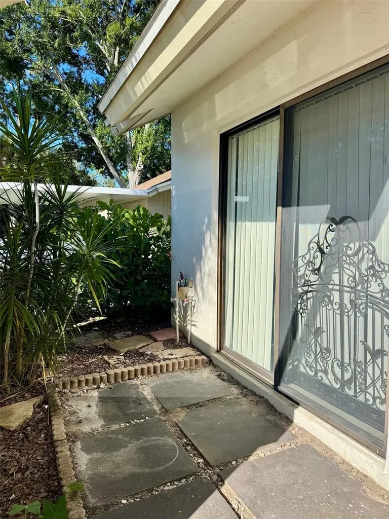5222 Myrtle Sarasota FL 34235