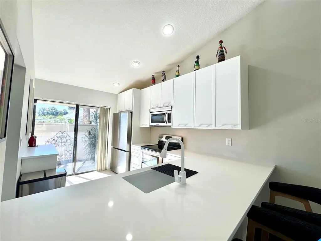 5222 Myrtle Sarasota FL 34235