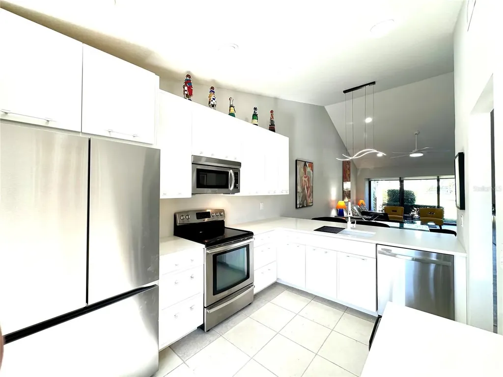 5222 Myrtle Sarasota FL 34235