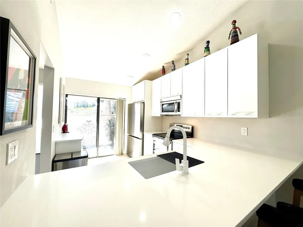 5222 Myrtle Sarasota FL 34235
