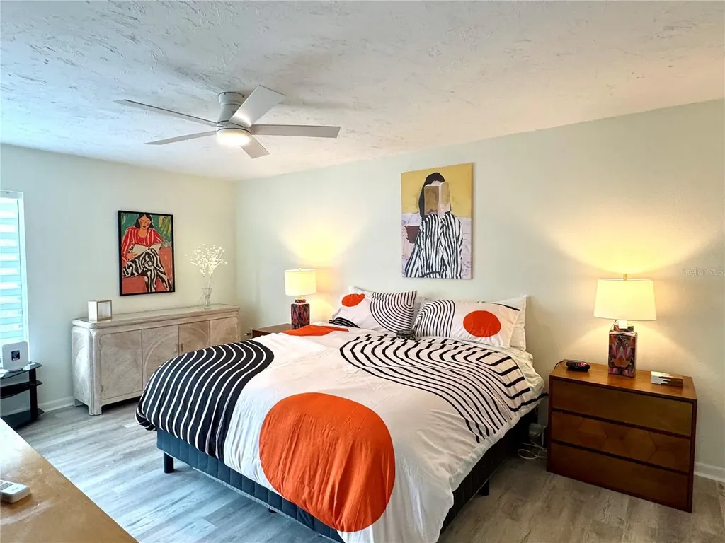 5222 Myrtle Sarasota FL 34235