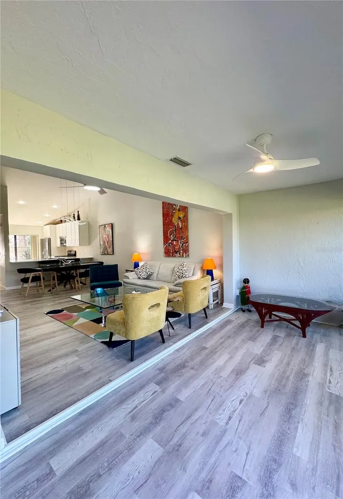 5222 Myrtle Sarasota FL 34235