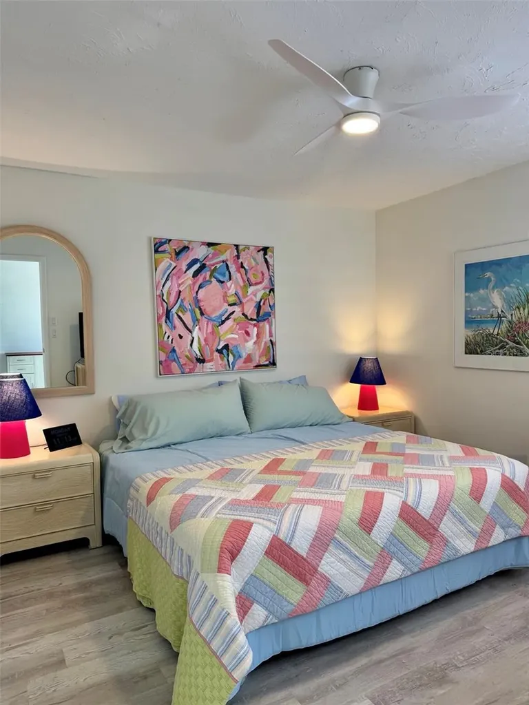 5222 Myrtle Sarasota FL 34235