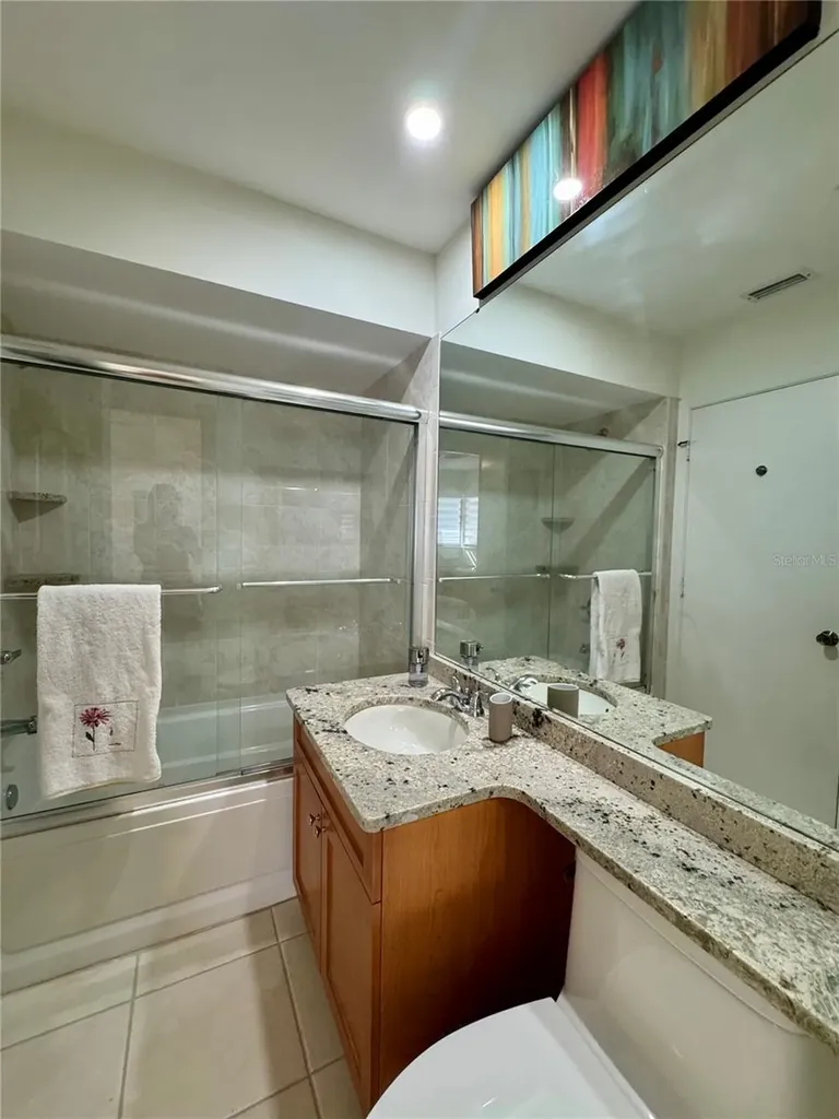 5222 Myrtle Sarasota FL 34235