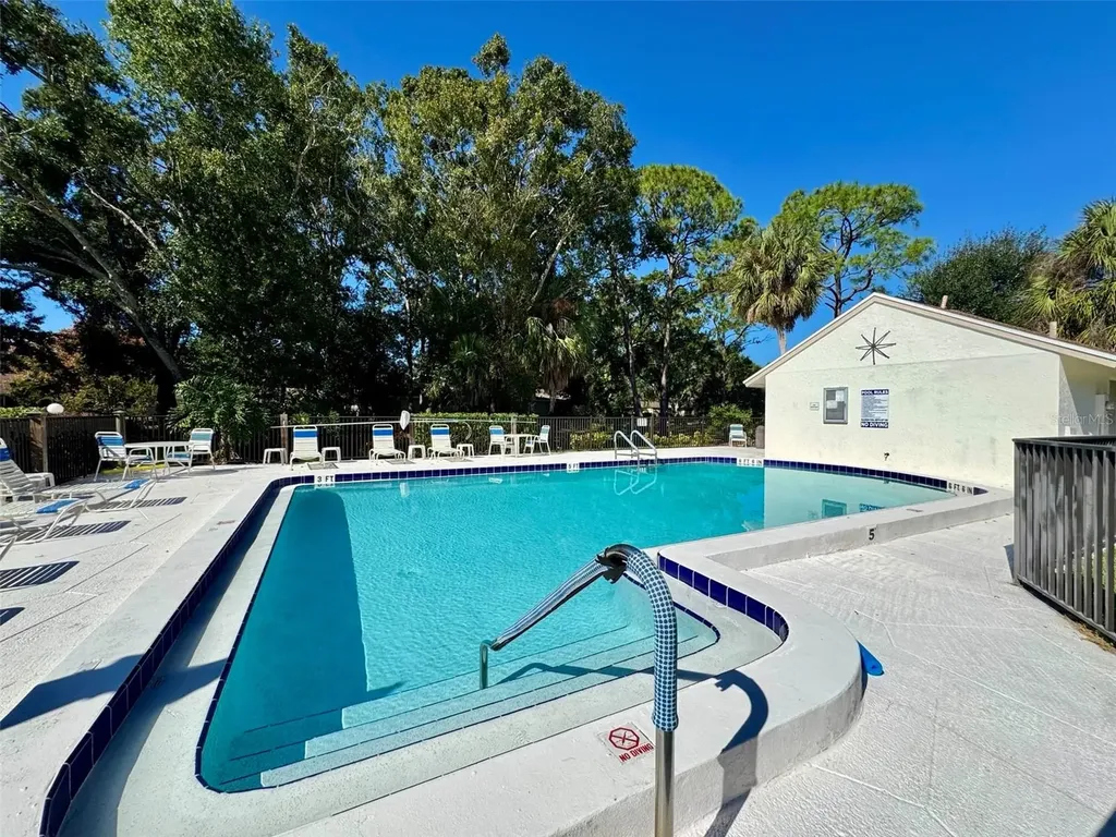 5222 Myrtle Sarasota FL 34235