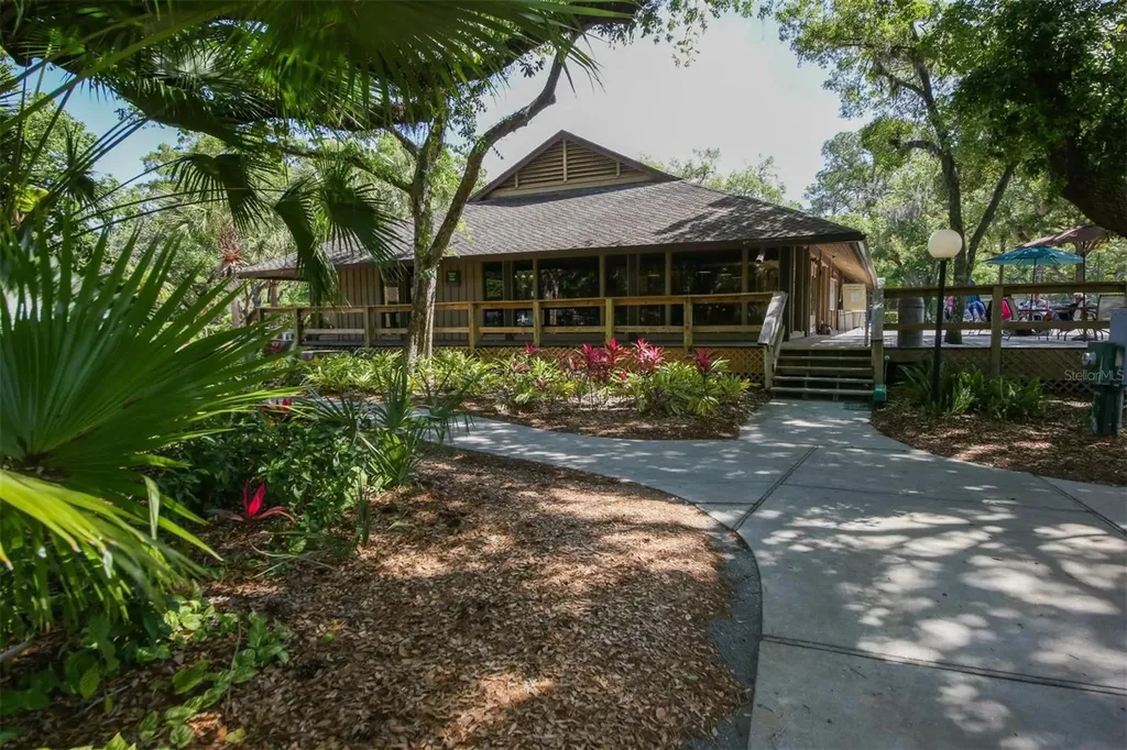 5222 Myrtle Sarasota FL 34235