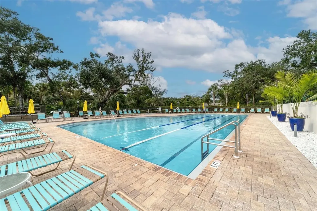 5222 Myrtle Sarasota FL 34235