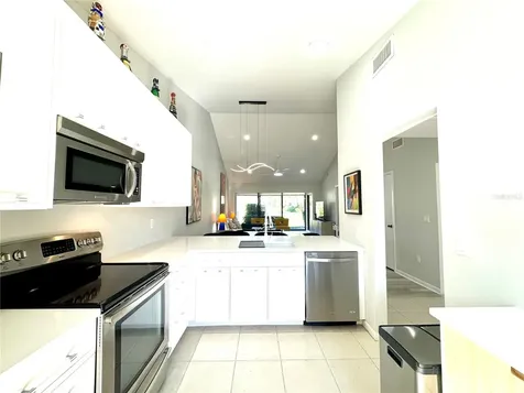 5222 Myrtle Sarasota FL 34235