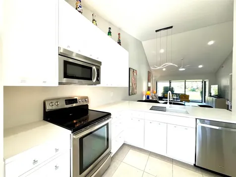 5222 Myrtle Sarasota FL 34235