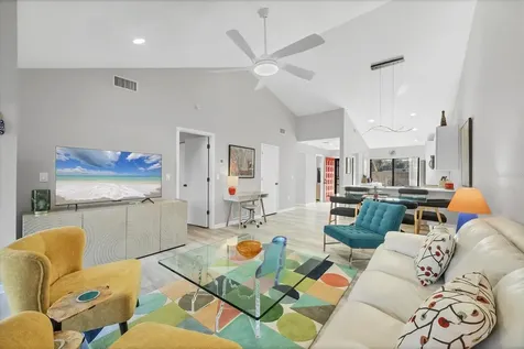 5222 Myrtle Sarasota FL 34235