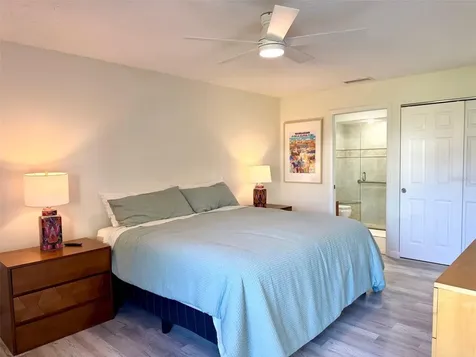 5222 Myrtle Sarasota FL 34235