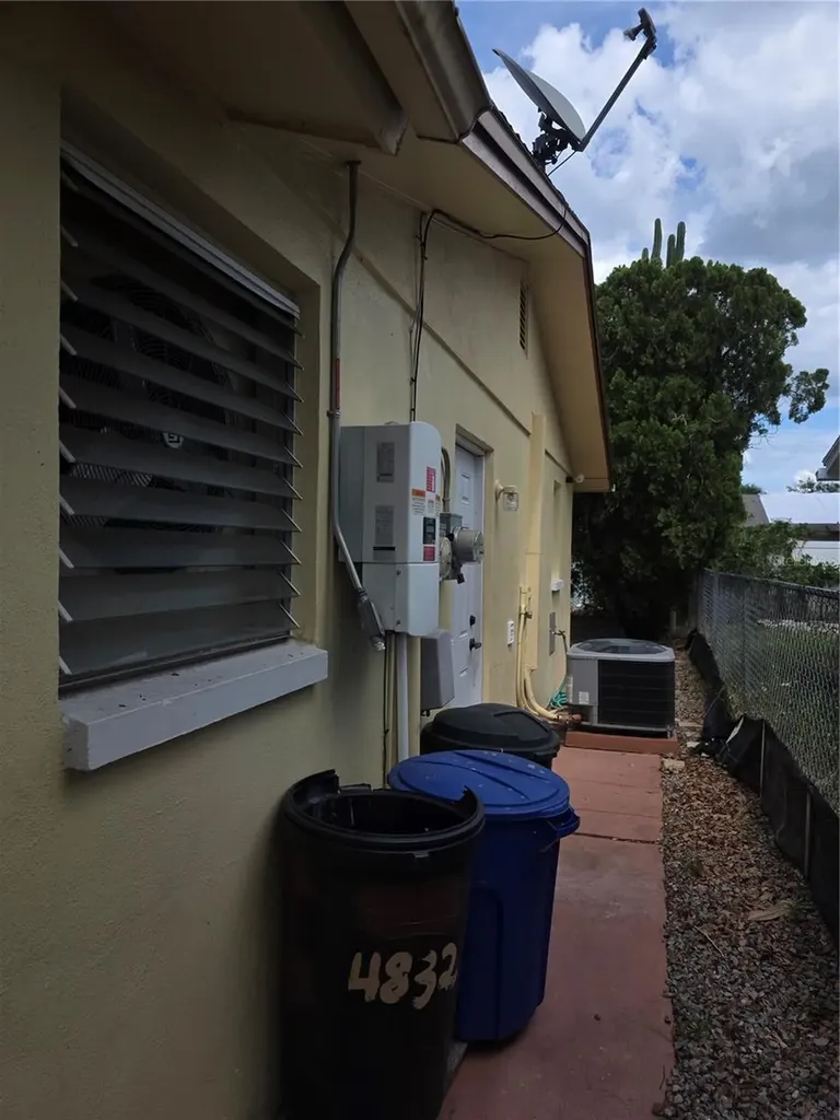 4832 Elmwood Street New Port Richey FL 34653