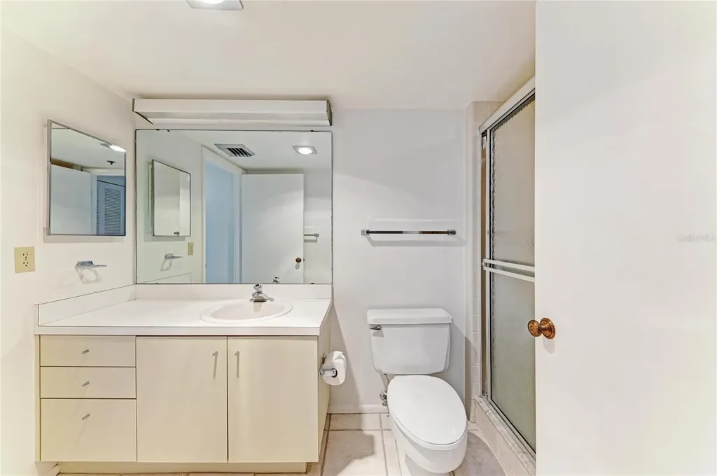 1065 Gulf Of Mexico Drive Longboat Key FL 34228