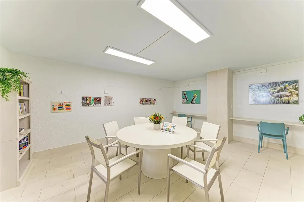 1065 Gulf Of Mexico Drive Longboat Key FL 34228