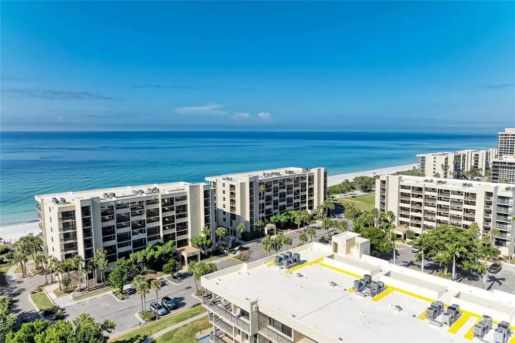 1065 Gulf Of Mexico Drive Longboat Key FL 34228