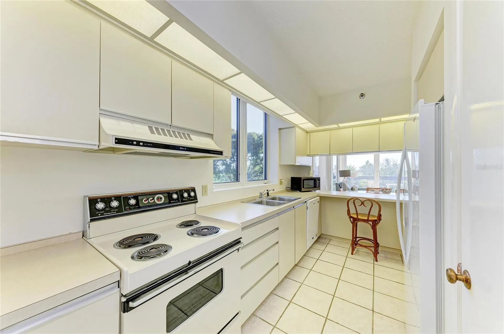 1065 Gulf Of Mexico Drive Longboat Key FL 34228