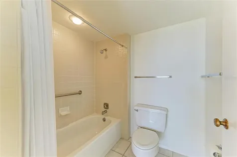 1065 Gulf Of Mexico Drive Longboat Key FL 34228