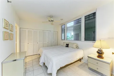 1065 Gulf Of Mexico Drive Longboat Key FL 34228