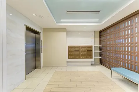 1065 Gulf Of Mexico Drive Longboat Key FL 34228