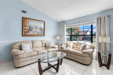 1541 Amherst Lane Kissimmee FL 34744