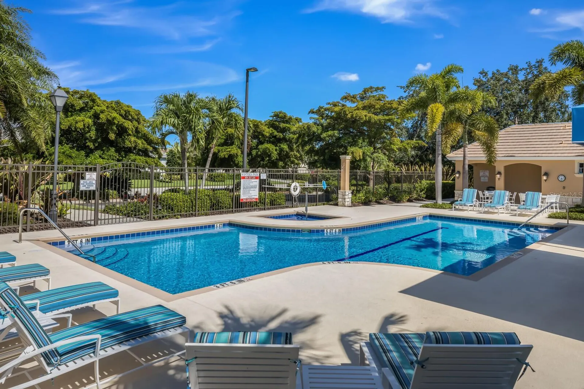 8512 17th Drive NW Bradenton FL 34209