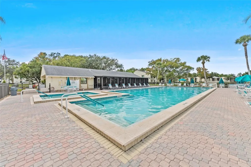 3232 Lake Pine Way E Tarpon Springs FL 34688