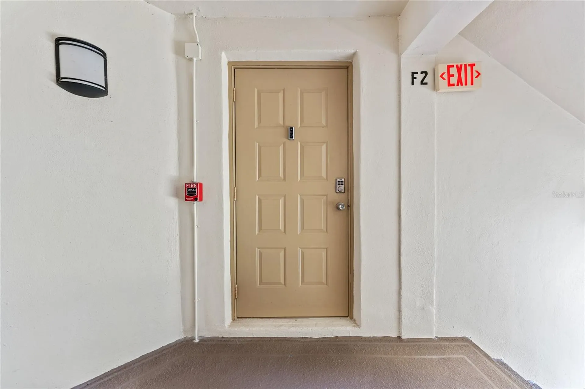 3232 Lake Pine Way E Tarpon Springs FL 34688