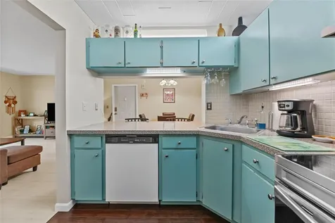 3232 Lake Pine Way E Tarpon Springs FL 34688