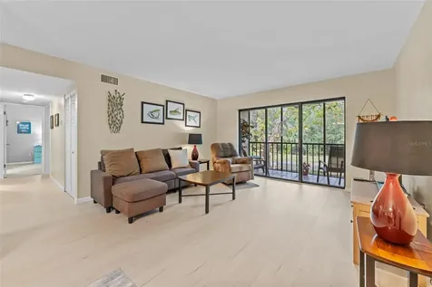 3232 Lake Pine Way E Tarpon Springs FL 34688