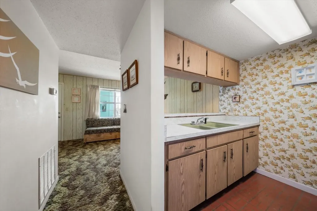 8200 Bayshore Drive Treasure Island FL 33706