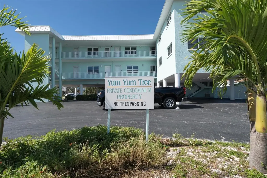 8200 Bayshore Drive Treasure Island FL 33706