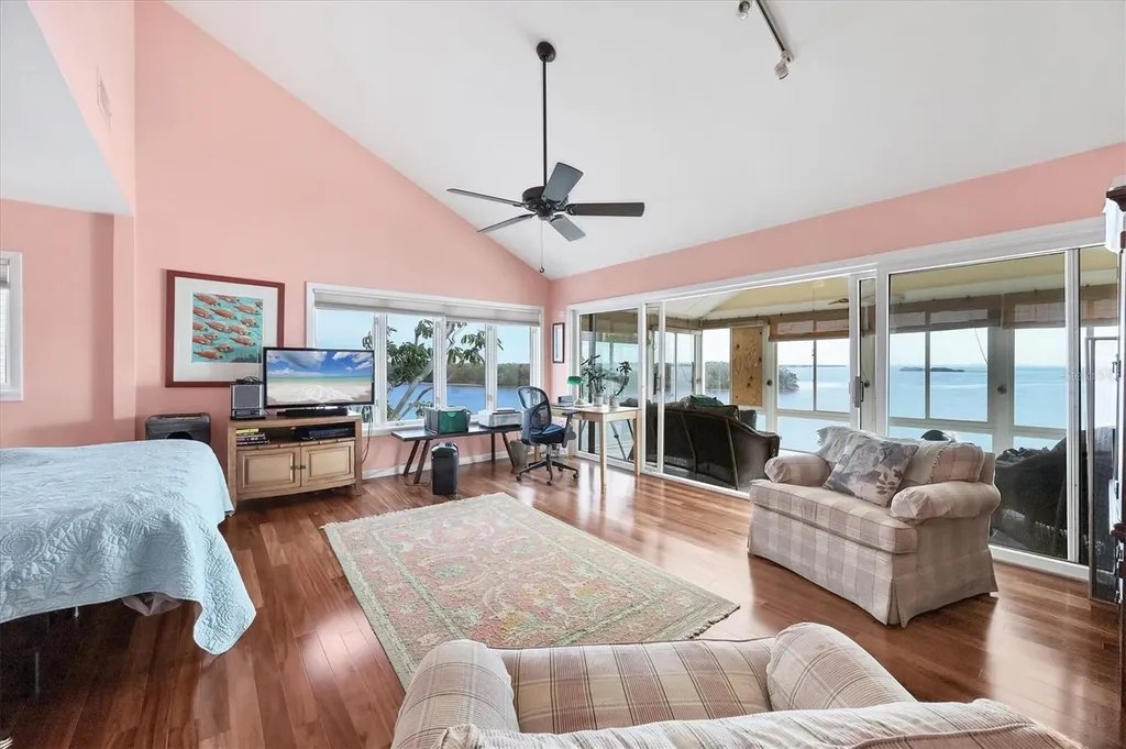 16 Tidy Island Boulevard Bradenton FL 34210