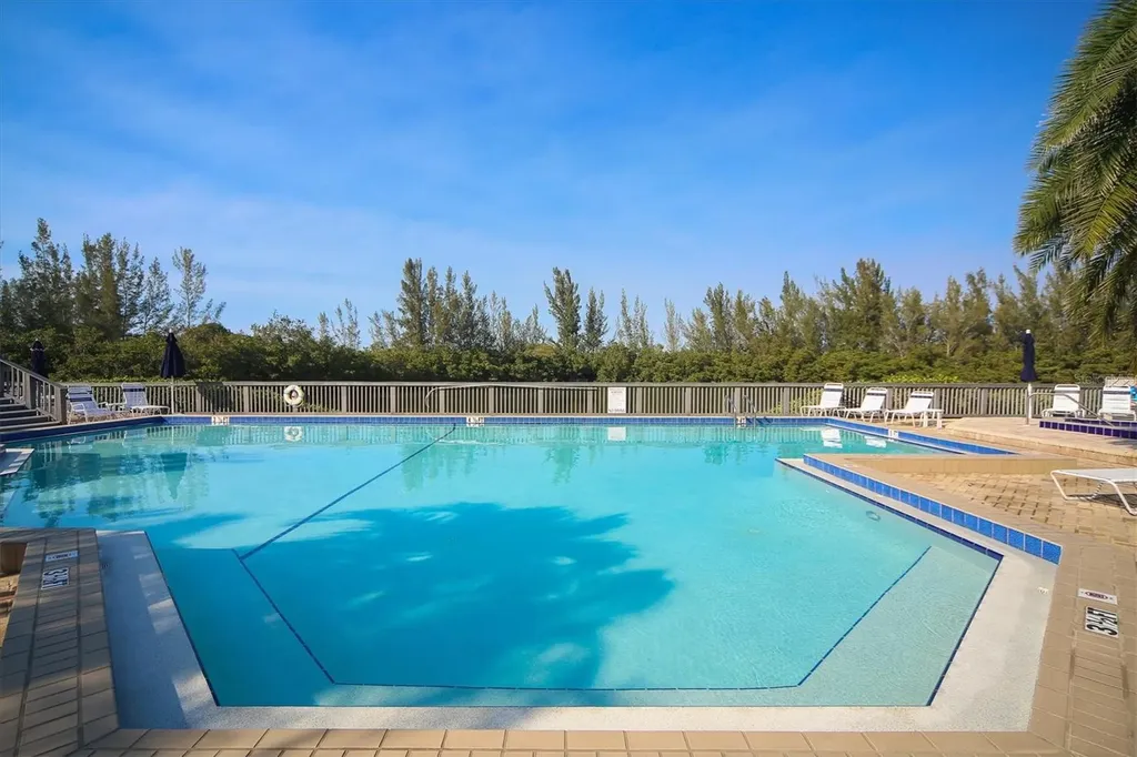 16 Tidy Island Boulevard Bradenton FL 34210