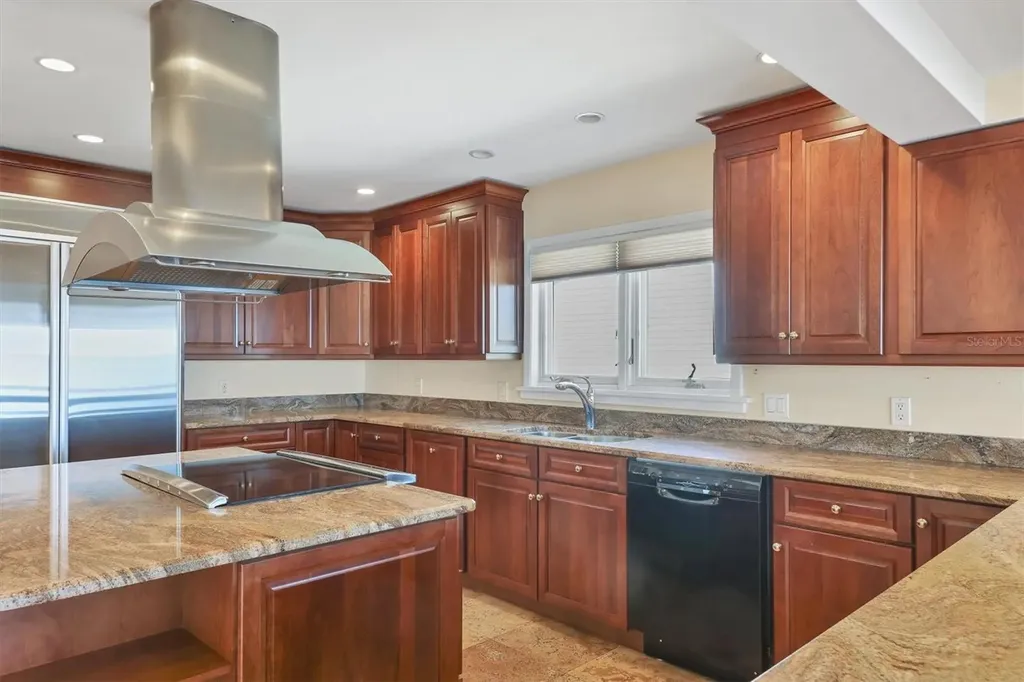 16 Tidy Island Boulevard Bradenton FL 34210