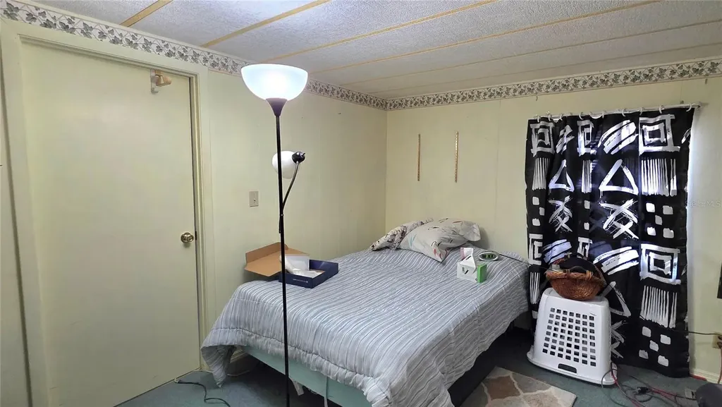 5536 Benton Street Zephyrhills FL 33542