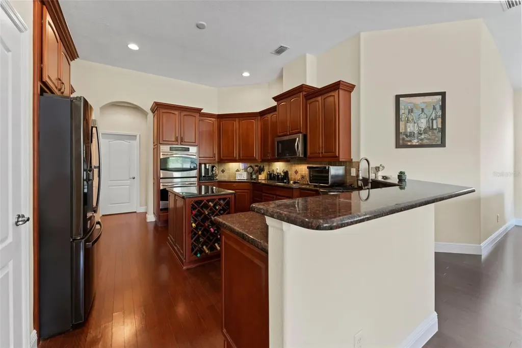 10511 Mistflower Lane Tampa FL 33647