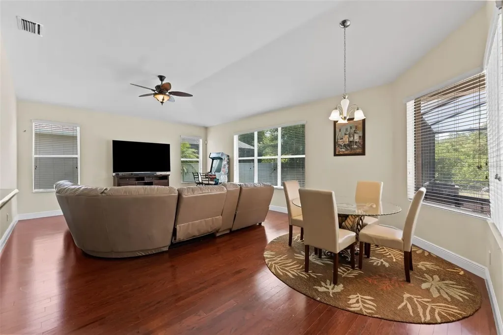 10511 Mistflower Lane Tampa FL 33647
