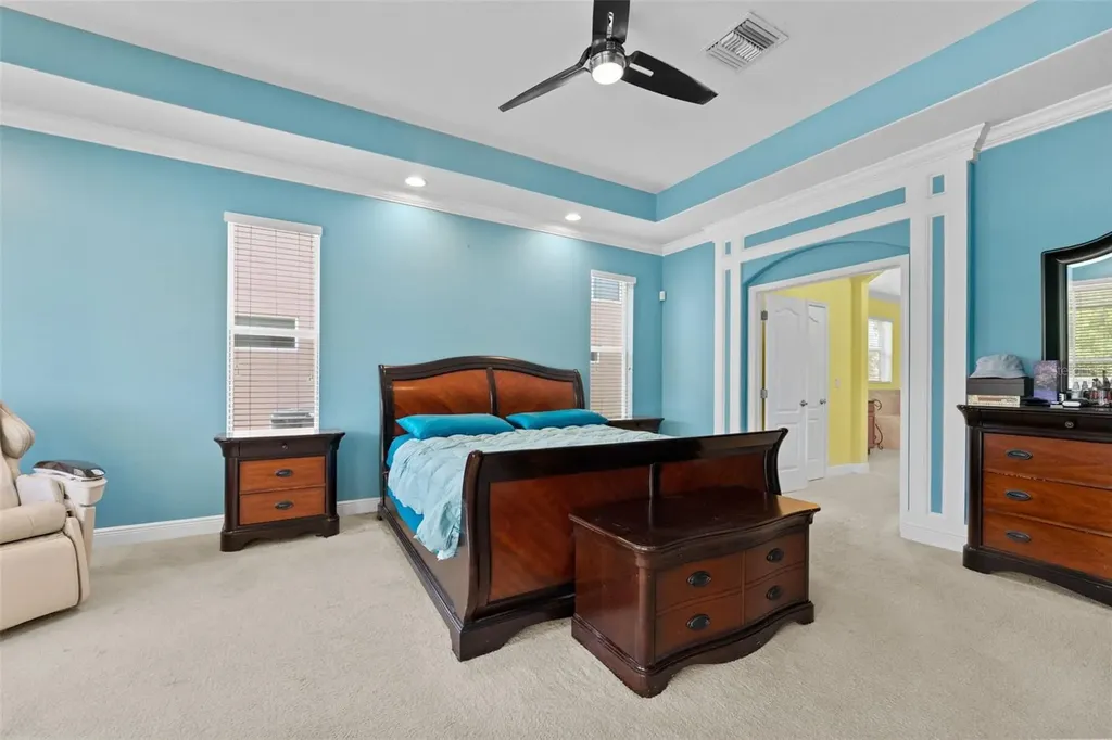 10511 Mistflower Lane Tampa FL 33647