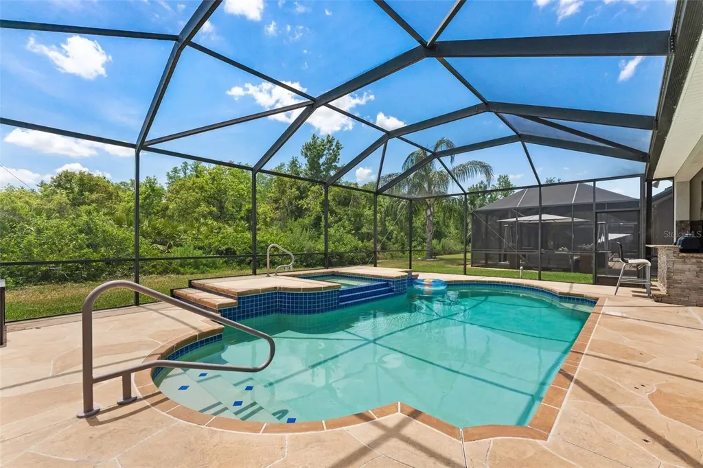 10511 Mistflower Lane Tampa FL 33647