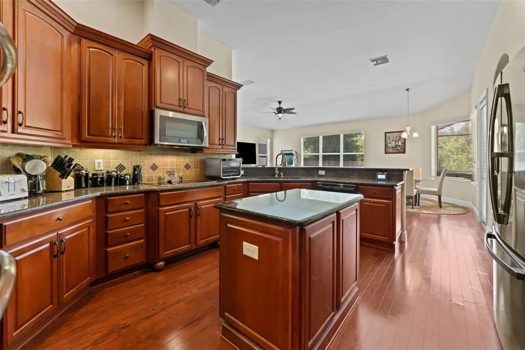 10511 Mistflower Lane Tampa FL 33647