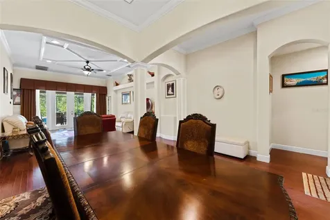 10511 Mistflower Lane Tampa FL 33647
