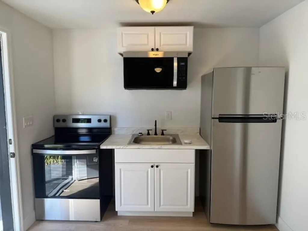 4605 N Hubert Avenue Tampa FL 33614