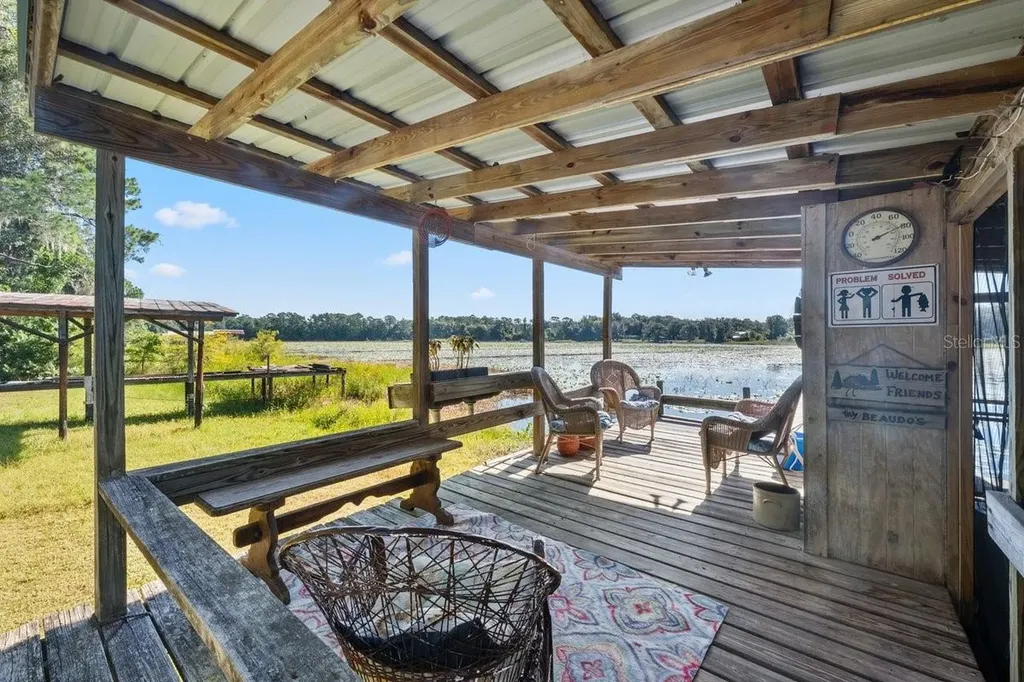 832 Lake Shore Terrace Interlachen FL 32148