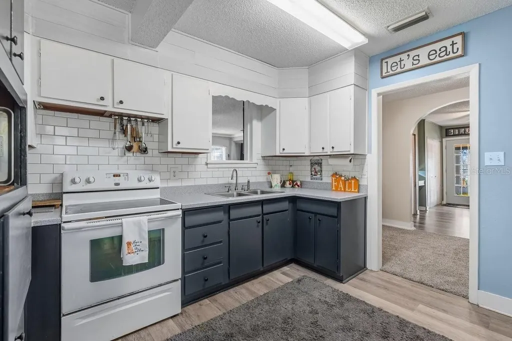 832 Lake Shore Terrace Interlachen FL 32148