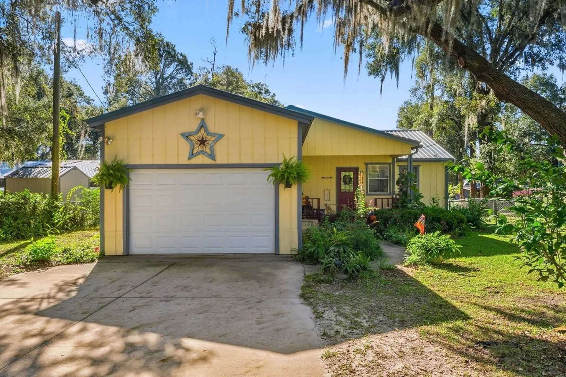832 Lake Shore Terrace Interlachen FL 32148