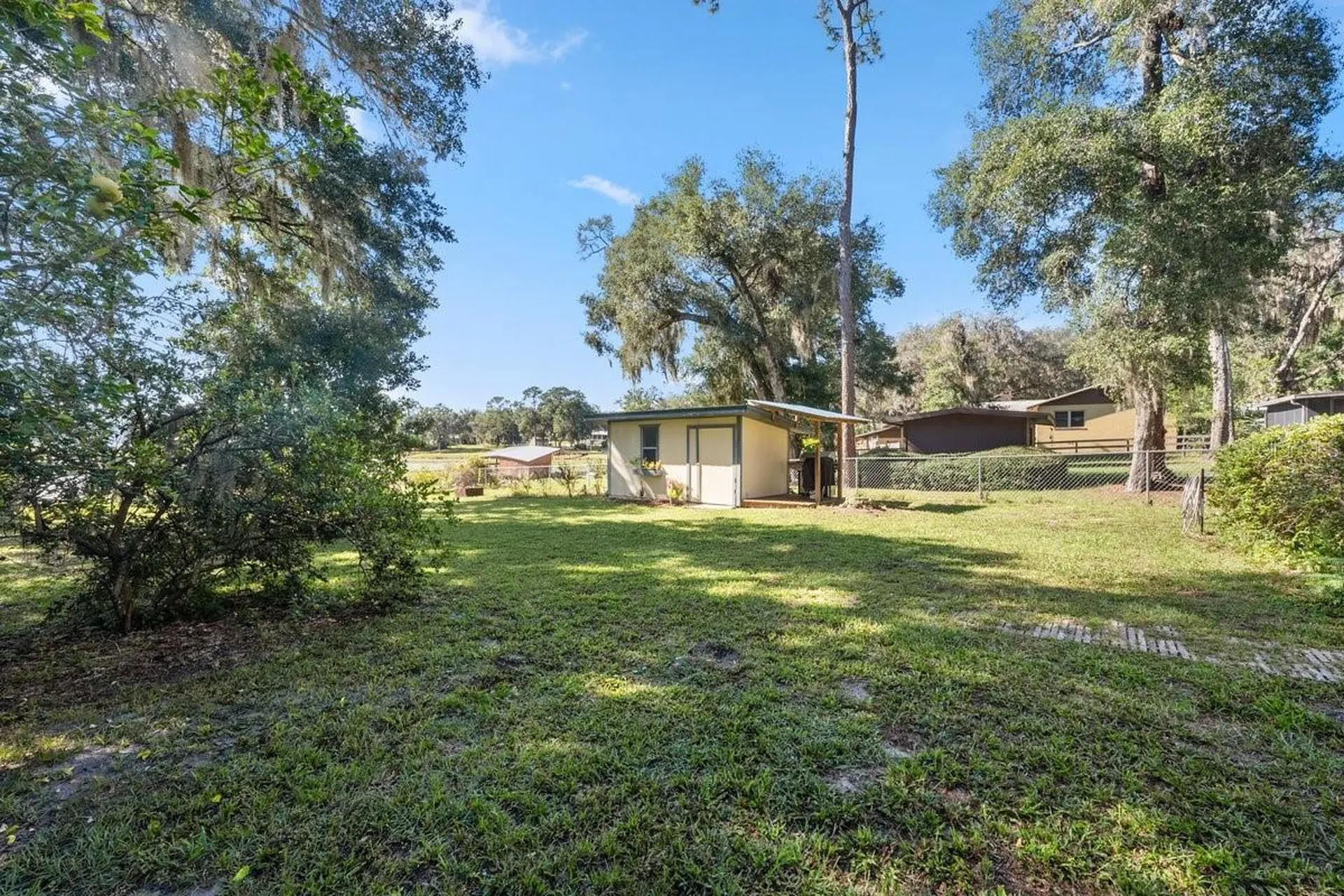 832 Lake Shore Terrace Interlachen FL 32148